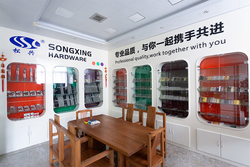 Наша фабрика оснащена передовым производственным оборудованием,